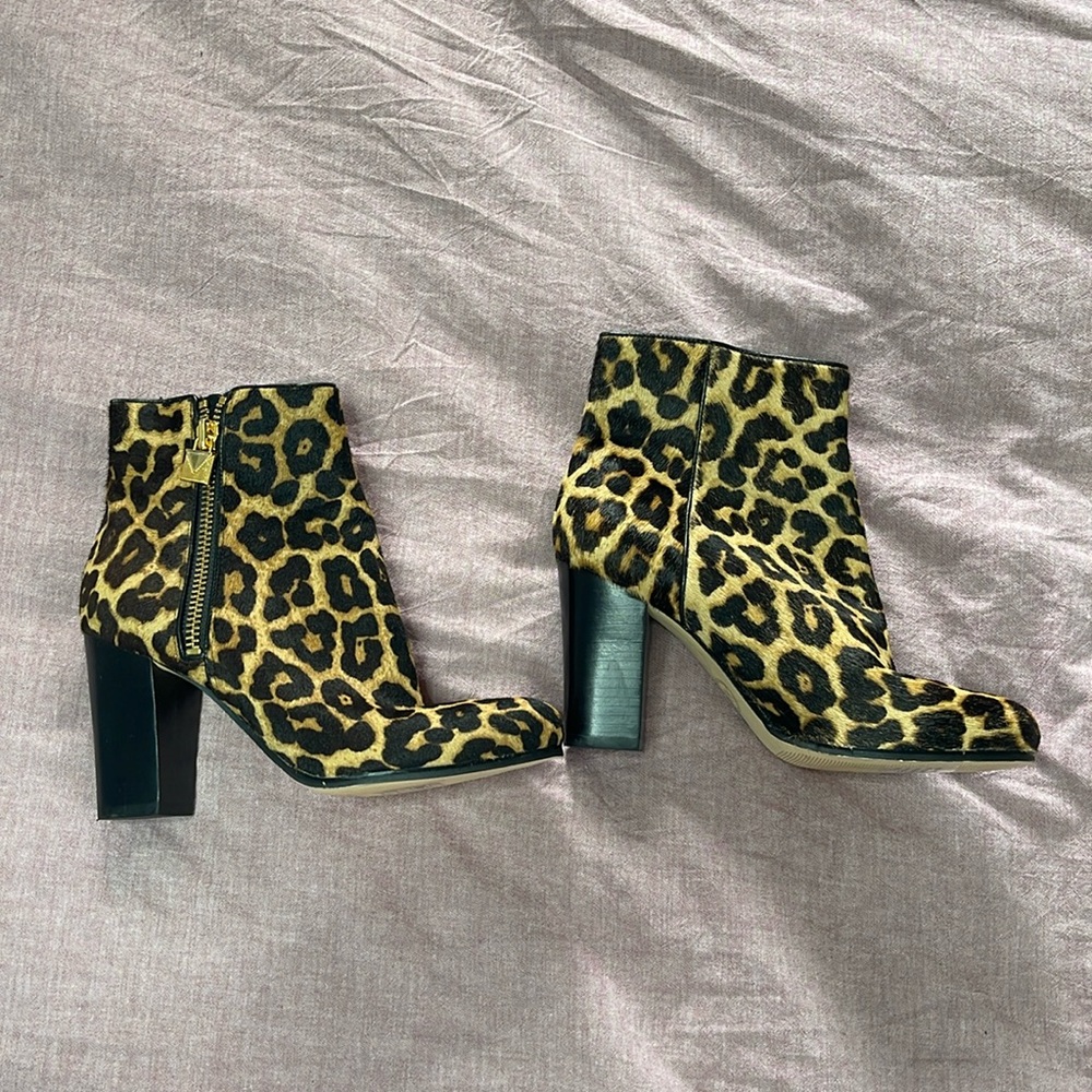 Animal print Michael Kors booties